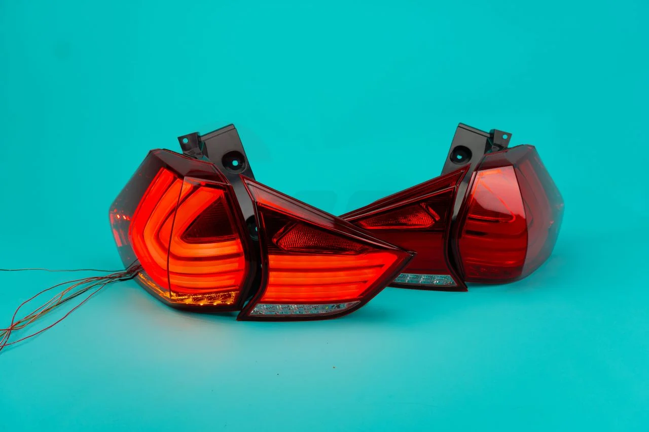 Задние фонари Nissan X-Trail 32 2013-2022г красные