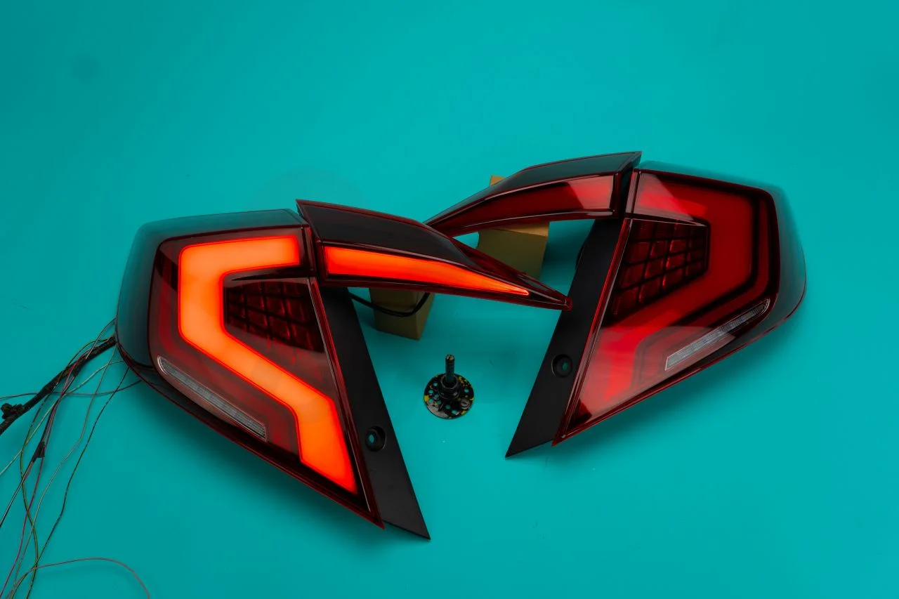 Задние фонари Honda Civic 2015-2022г Седан Красные