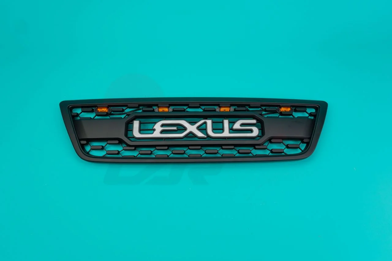 Решетка радиатор Lexus LX470 1998-2002 USA