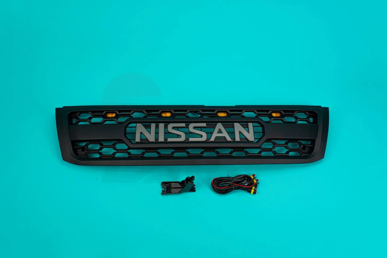 Решетка радиатора Nissan Patrol Y61 2001-2005г USA